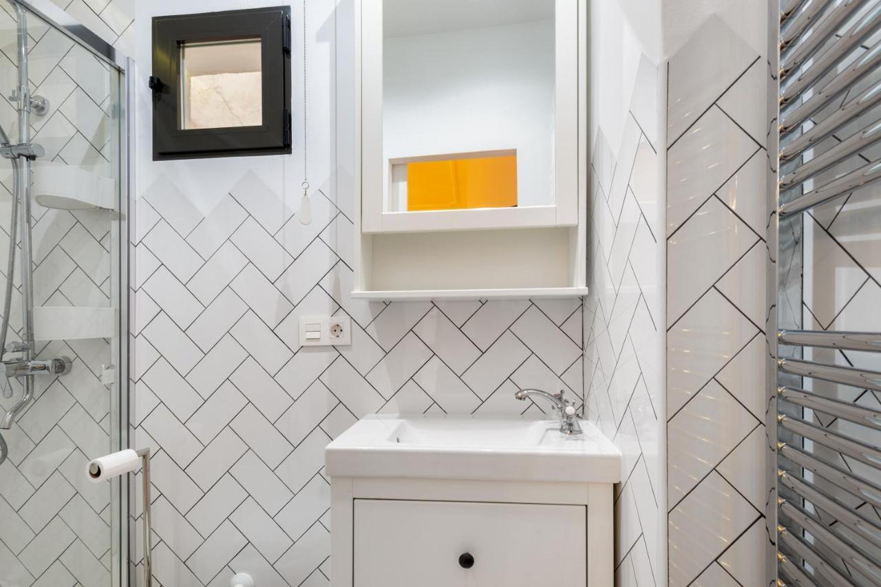 1 Bedroom 1 Bathroom Furnished - Malasana - Cozy & Modern - Mintystay Madrid Extérieur photo