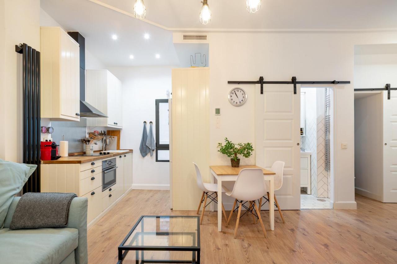 1 Bedroom 1 Bathroom Furnished - Malasana - Cozy & Modern - Mintystay Madrid Extérieur photo
