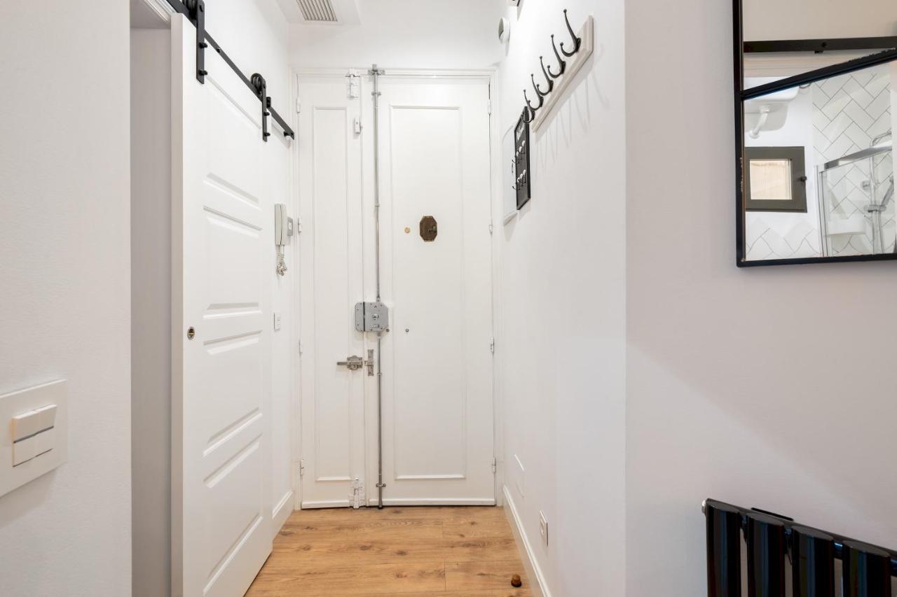 1 Bedroom 1 Bathroom Furnished - Malasana - Cozy & Modern - Mintystay Madrid Extérieur photo
